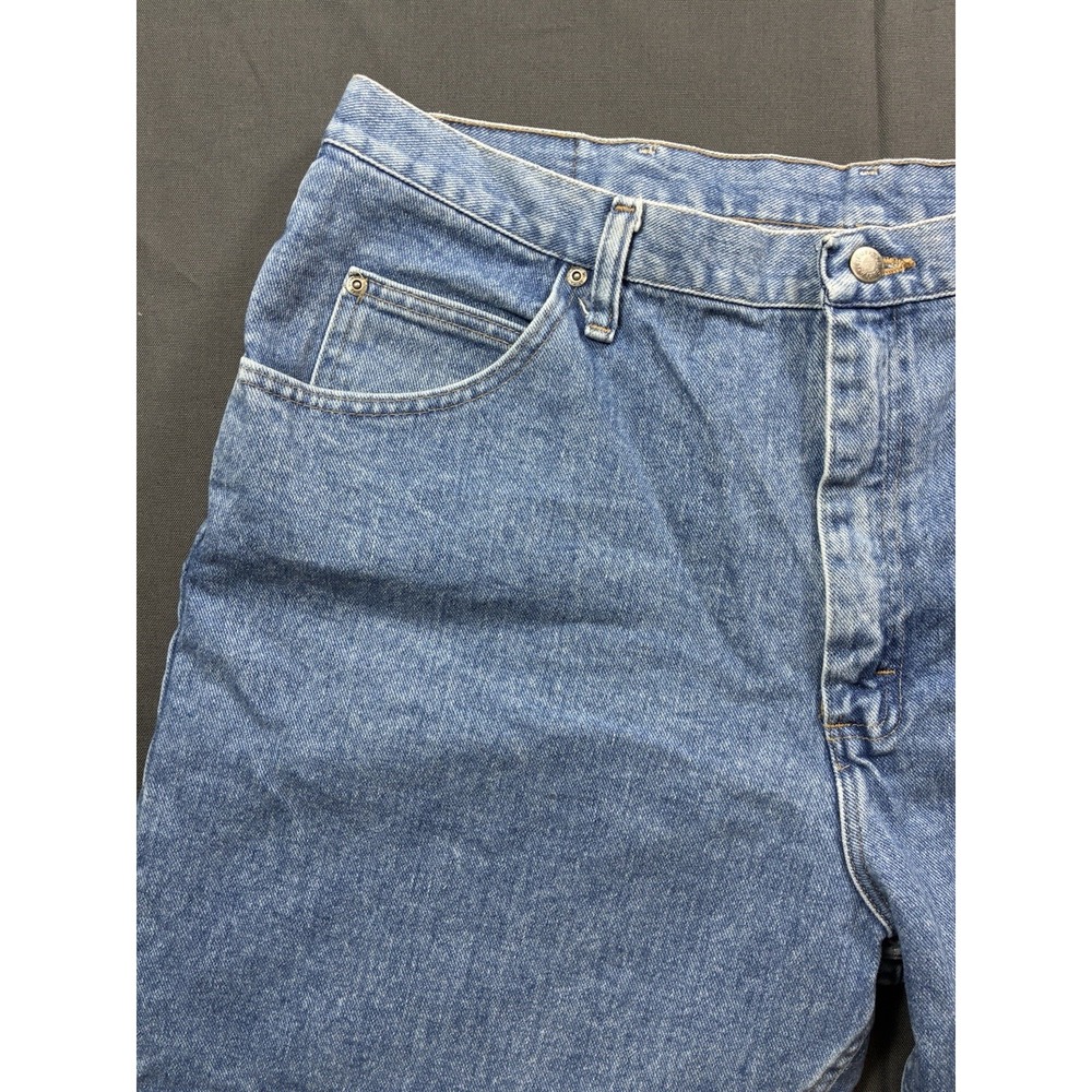 Wrangler Relaxed Fit Jeans Mens 40x30 Blue Medium Wash Straight Leg Denim